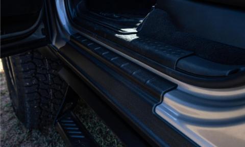 Black Trail Armor Rocker Panel And Sill Plate Covers For 14-18 Silverado/Sierra 1500 (Incl 19 Ld/Ltd) 15-19 Silverado/Sierra Hd Extended Cab, Pair Bushwacker