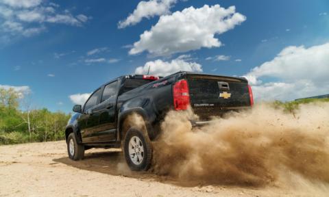Black OE Style Smooth Finish 4-Piece Fender Flare Set For 2015-2020 Chevrolet Colorado Bushwacker
