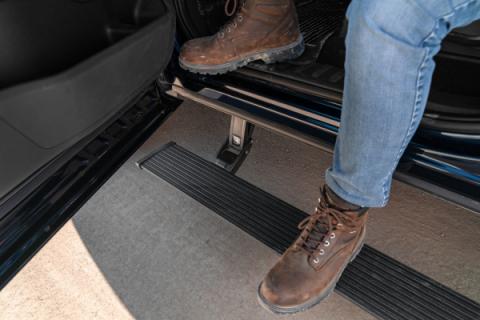 Plug N Play System For 21-26 Suburban/Tahoe/Yukon/YukonXL AMP Research